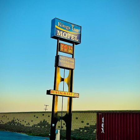 King'S Inn Motel Kingsburg Экстерьер фото